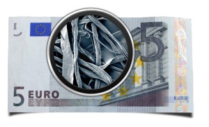 5 euro banknote magnified to see fibre